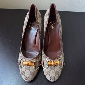 Gucci Heels with Bamboo Horsebit Accent